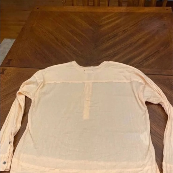 Lou & Grey Light Orange Blouse Medium - Picture 2 of 7
